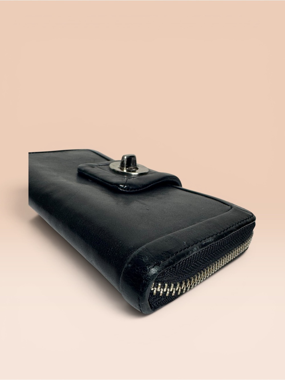Coach Y2K Hampton Turnlock Wallet - Picture 6 of 8